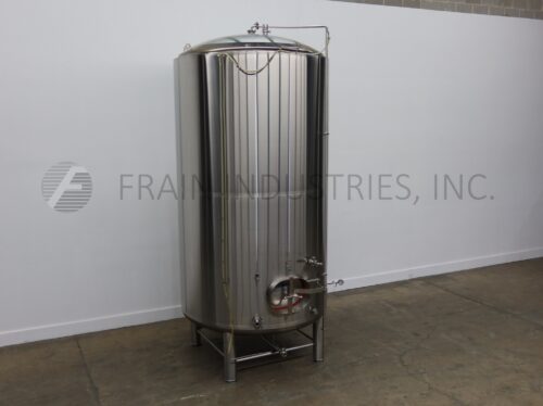 Photo of Tank SS JKT 2000 GALLON